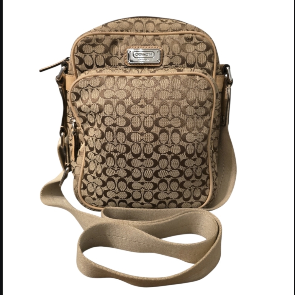Coach Vintage Y2K Swingpack Camera Crossbody Bag In EUC